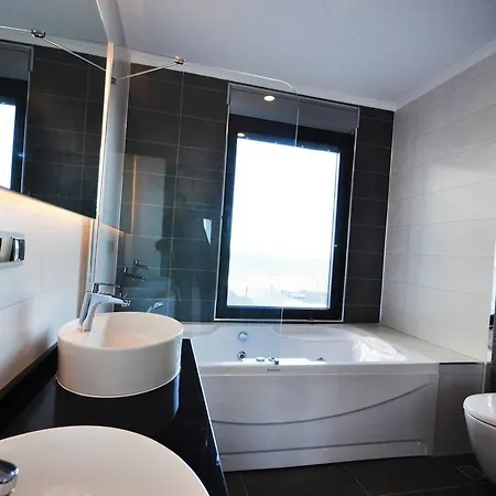 Konak Seaside 2+1 Luxury Апартаменты Махмутлар